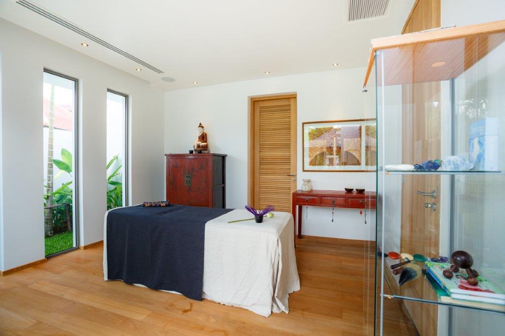 luxury villas phuket